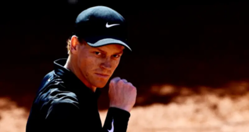 Sinner hủy diệt Popyrin 6-2, 6-0 tại Rome Open, tiến vào vòng 4
