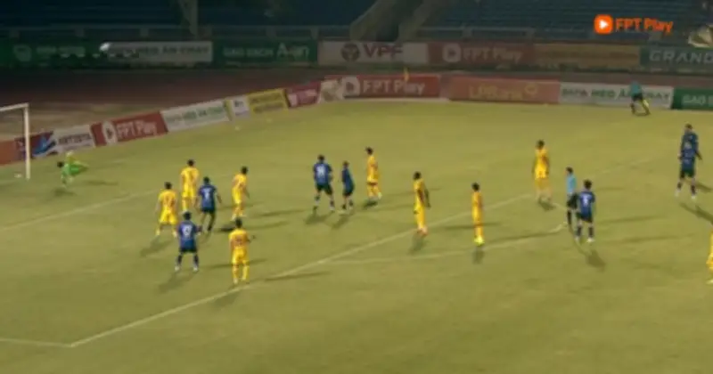 SLNA 0-1 HAGL: Chủ nhà áp đảo nhưng thua cay đắng