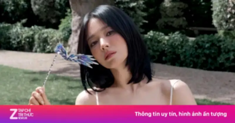 Song Hye Kyo gợi cảm trên Vogue China, chia sẻ về sự nghiệp và cuộc sống