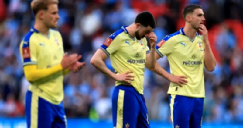 Southampton bị loại khỏi play-off, Middlesbrough hưởng lợi