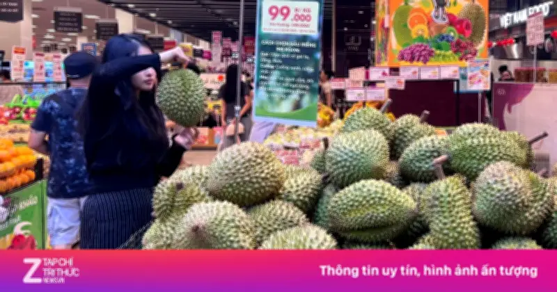 Sầu riêng rớt giá: Nông dân khóc, thương lái cười vì chênh lệch lớn