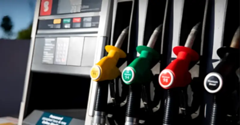 Từ E10 lên E20: Vì sao người Thái sẵn sàng đổ xăng phá 20 con?