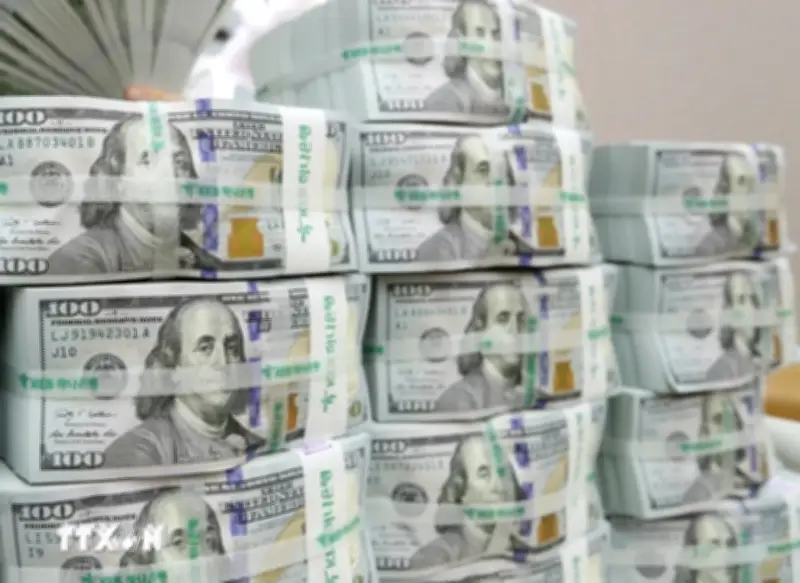 Tỷ giá ngày 4/5: USD giảm nhẹ, Nhân dân tệ có chiều hướng tăng