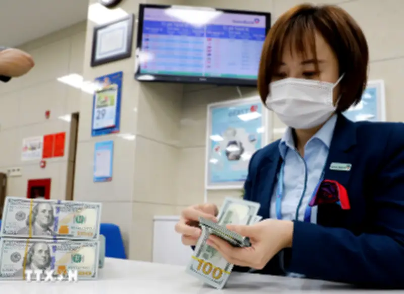 Tỷ giá USD hôm nay 8/5: Ngân hàng thương mại giảm nhẹ