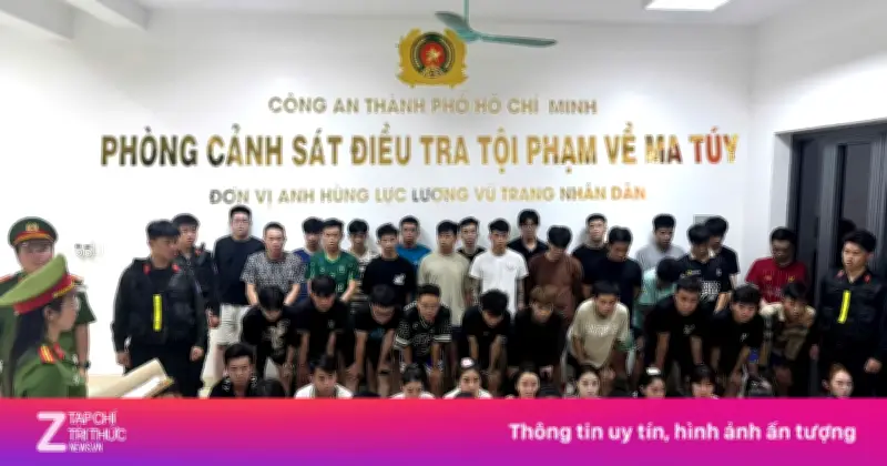 Từ kiểm tra quán bar Revo, Công an TP.HCM khởi tố 50 đối tượng ma túy