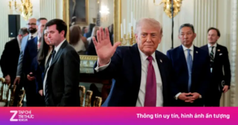 Tỷ lệ tín nhiệm giảm kỷ lục, ông Trump nói 'thăm dò giả mạo'