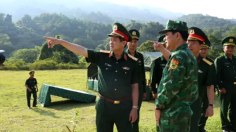 Tư lệnh Quân khu 5 kiểm tra Bộ đội Biên phòng Quảng Ngãi
