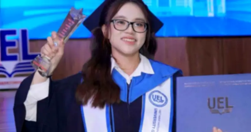 Từ trượt nguyện vọng đến thủ khoa: Hành trình vượt khó của nữ sinh ĐH Kinh tế - Luật