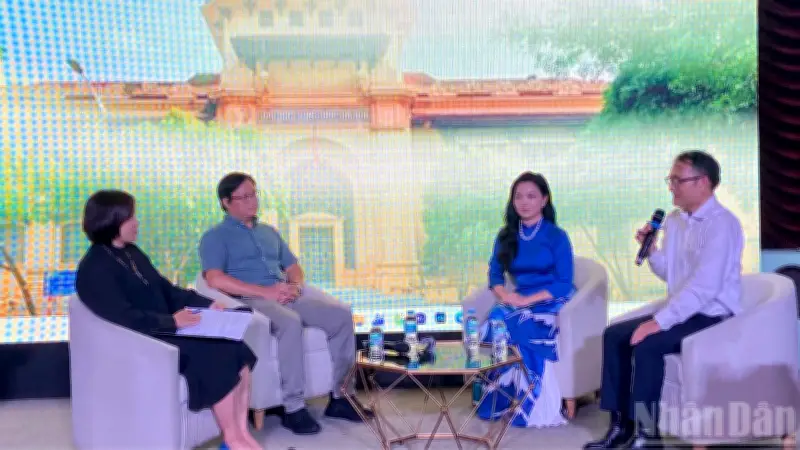 Tọa đàm về triển vọng không gian văn hóa-sáng tạo tại Đại học Quốc gia Hà Nội