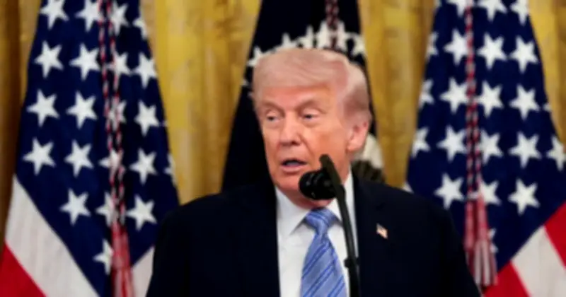 Tòa án Mỹ bác thuế quan 10% toàn cầu của ông Trump