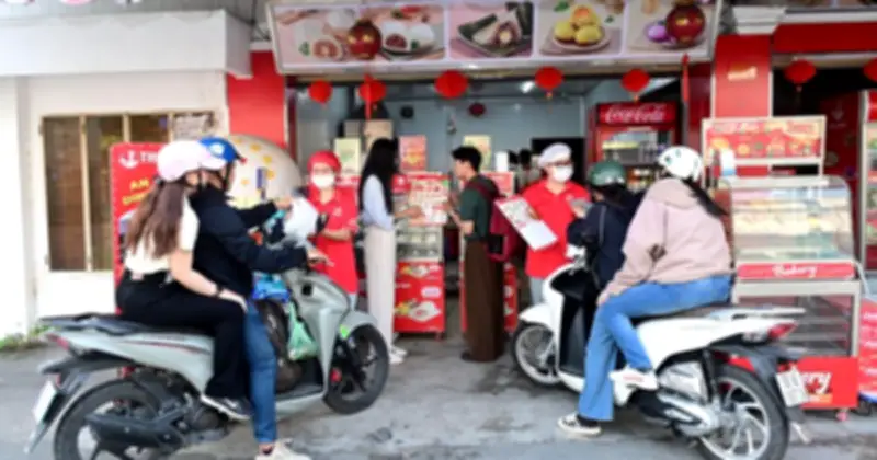 Thọ Phát tiên phong chuyển đổi bánh giò sang khay, thiết lập chuẩn mới cho ngành hàng