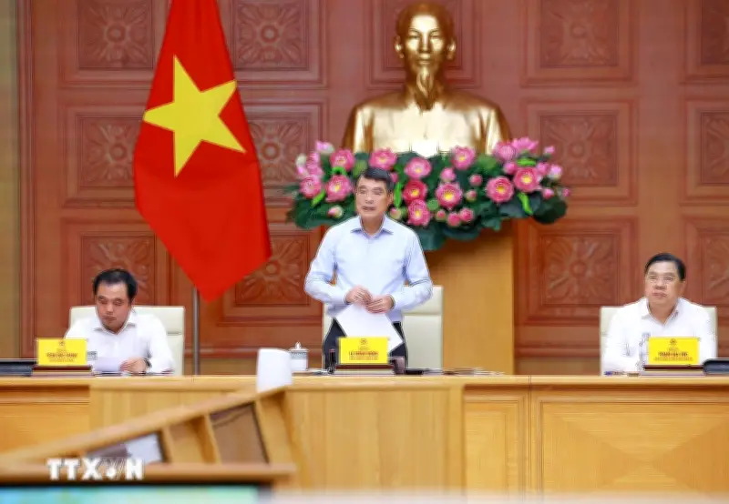 Thủ tướng Lê Minh Hưng họp về nhà ở cho thuê tại Hà Nội