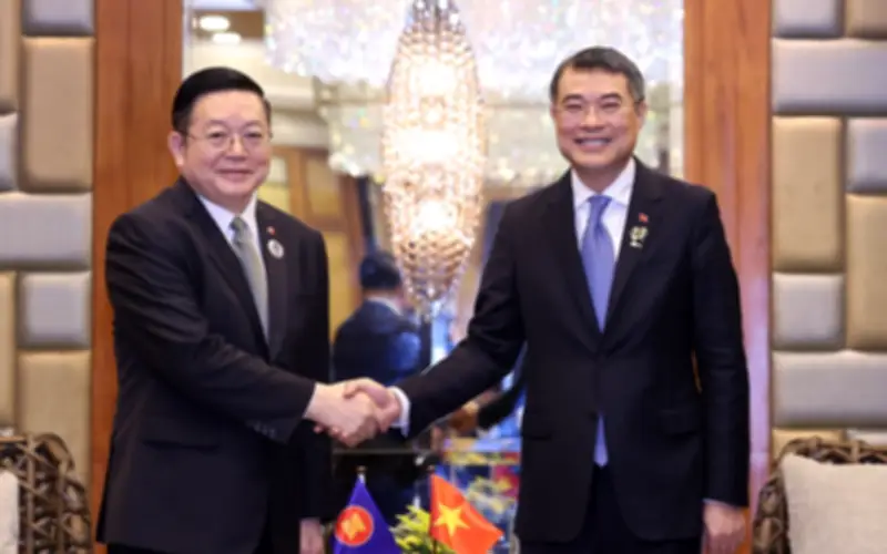 Thủ tướng Lê Minh Hưng mời Tổng Thư ký ASEAN dự Diễn đàn Tương lai 2026