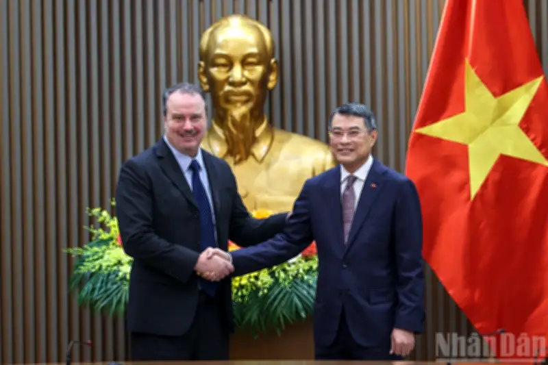 Thủ tướng Lê Minh Hưng tiếp Đại sứ Rick Switzer, thúc đẩy quan hệ Việt-Mỹ
