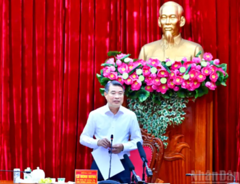 Thủ tướng yêu cầu Vĩnh Long đổi mới tư duy, tăng tốc phát triển