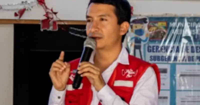 Thị trưởng Peru bị ám sát trên đường đến cơ quan