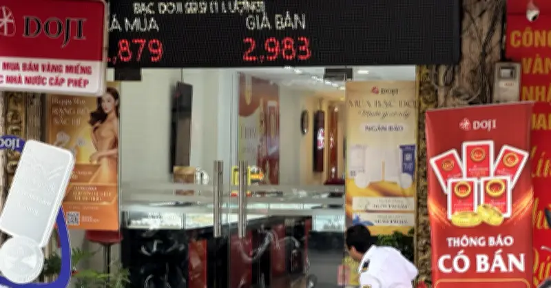 Thị trường vàng ế ẩm: Khách vắng, giá giảm sâu