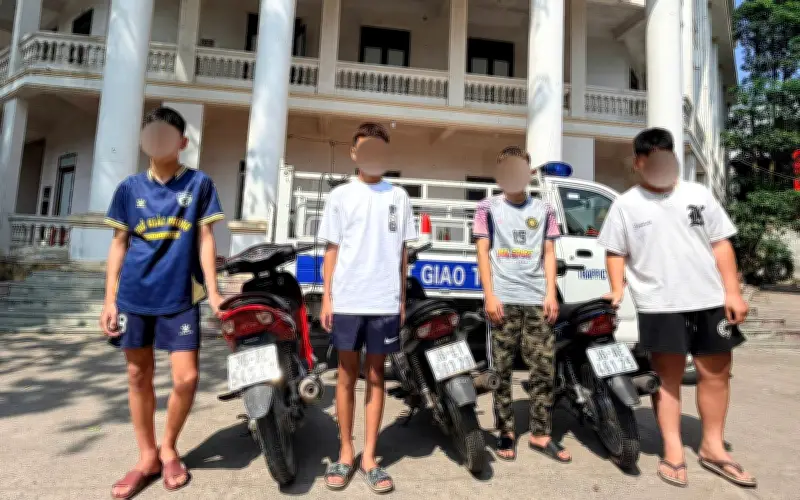 Thanh Hóa: Xác minh nhóm thanh thiếu niên đánh võng trên quốc lộ 1
