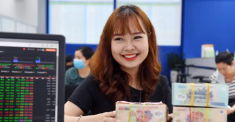 Thanh khoản ngân hàng hạ nhiệt, lãi suất liên ngân hàng biến động trái chiều