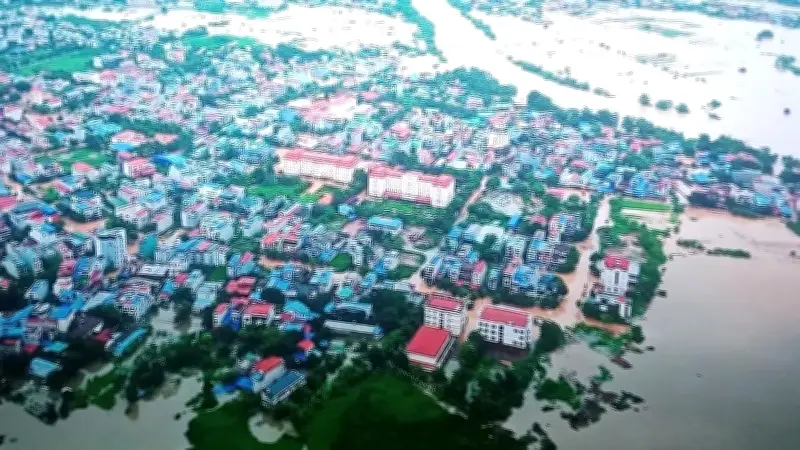 Thái Nguyên khẩn trương xây đê Hữu Cầu chống lũ, bảo vệ dân