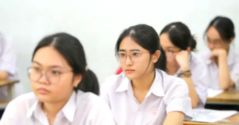 Đề thi thử tốt nghiệp THPT môn Tiếng Anh năm 2026 của tỉnh Nghệ An