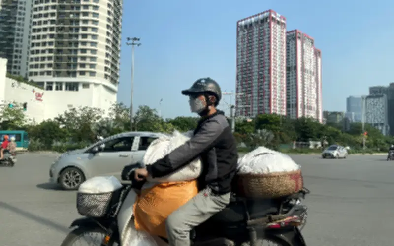 Thời tiết Hà Nội hôm nay: Nắng nóng gay gắt, nhiệt độ cao nhất 39 độ C
