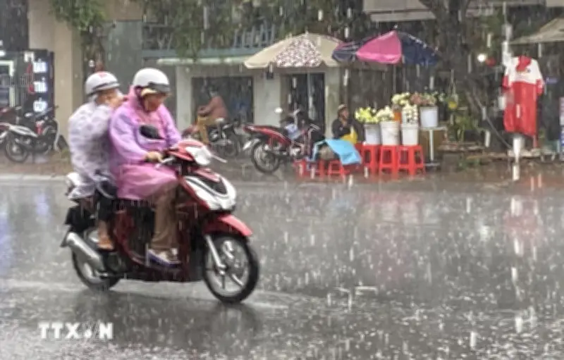 Thời tiết Hà Nội sáng 30/5: Nhiều mây, có lúc mưa rào và dông