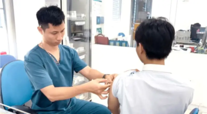 Thời tiết nóng bức làm tăng nguy cơ chó mèo tấn công, người dân chủ quan tiêm phòng dại