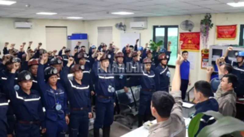 TKV đầu tư mạnh mẽ vào cơ giới hóa, nâng cao an toàn và thu nhập cho thợ mỏ