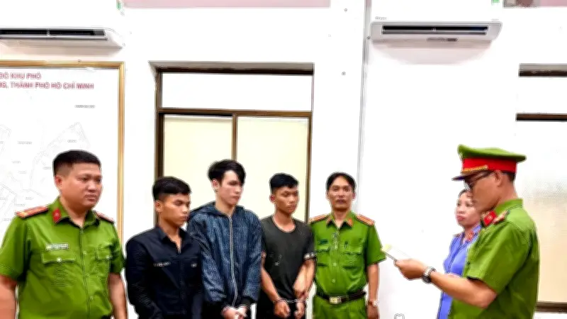 Tạm giữ 3 thanh niên đánh người giữa đường ở Vũng Tàu