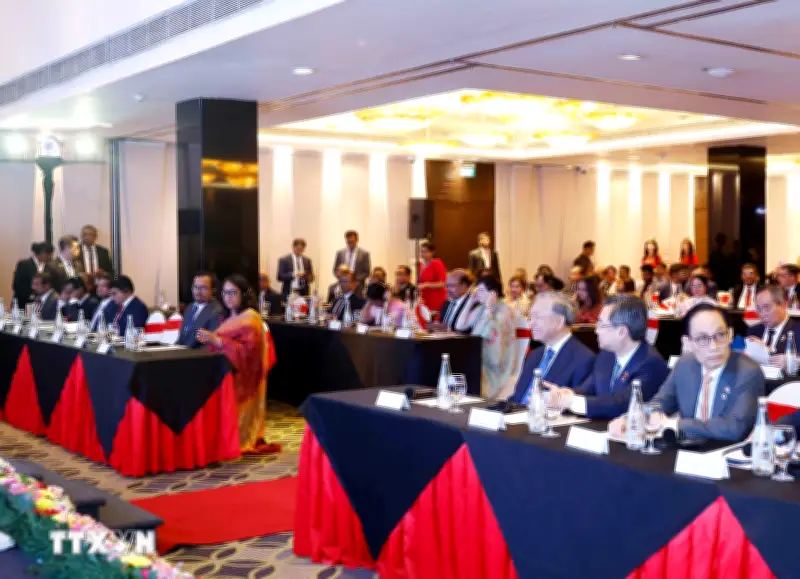 Tổng Bí thư, Chủ tịch nước dự Diễn đàn Doanh nghiệp Việt Nam - Sri Lanka