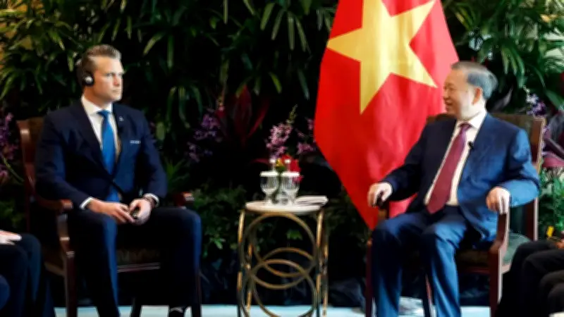 Tổng Bí thư Tô Lâm gặp Bộ trưởng Quốc phòng các nước tại Đối thoại Shangri-la
