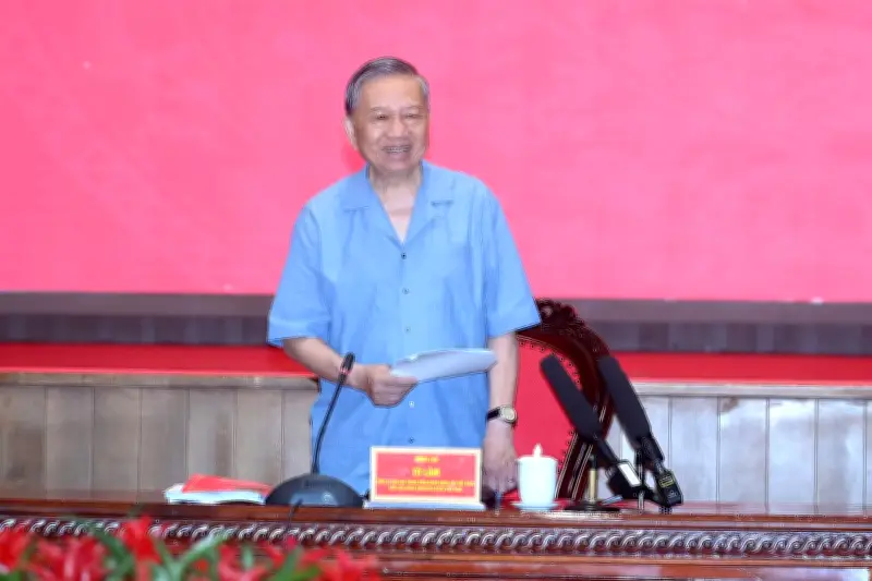 Tổng Bí thư yêu cầu Hà Nội không chủ quan, đẩy mạnh cải cách quản trị
