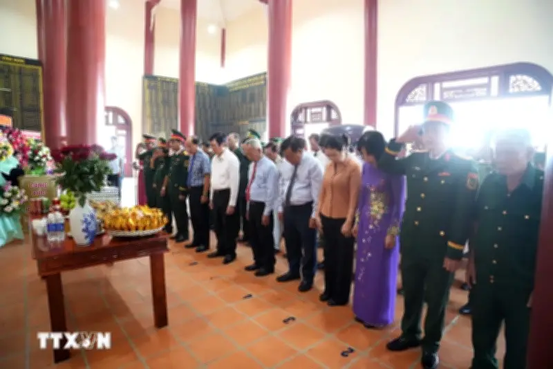 Tưởng nhớ Bác Hồ, tri ân các anh hùng liệt sỹ tại Di tích lịch sử Đồn Lốc Khốt