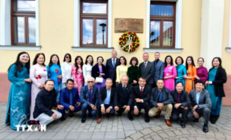 Tưởng nhớ Chủ tịch Hồ Chí Minh tại nơi ghi dấu quan hệ Việt Nam-Slovakia