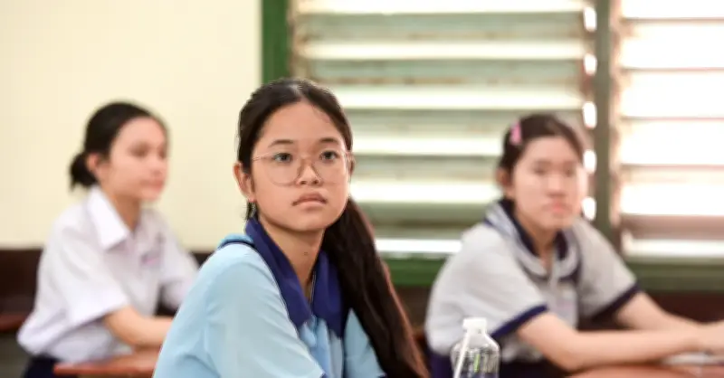 Top 20 trường THPT có tỷ lệ chọi lớp 10 cao nhất TPHCM năm 2026