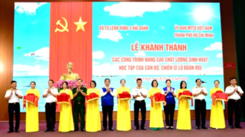 TP.HCM bàn giao công trình ý nghĩa tại Lữ đoàn 955