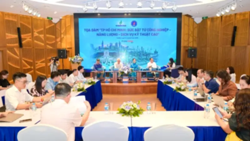 TP.HCM cần tái cấu trúc tăng trưởng dựa trên công nghệ cao, năng lượng sạch
