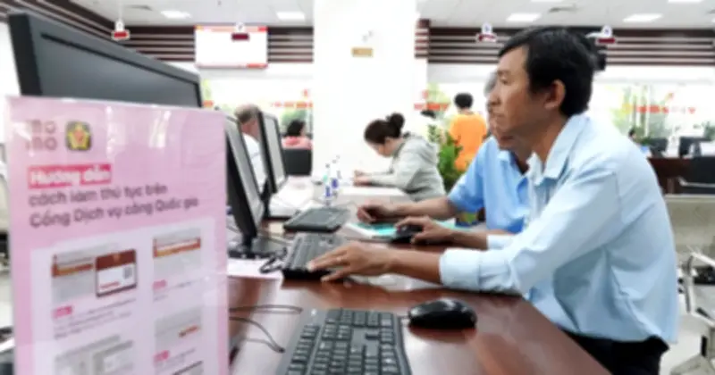 TP.HCM giữ lại khoảng 1.000 người hoạt động không chuyên trách xuất sắc