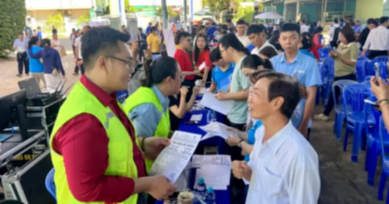 TP.HCM: Hàng nghìn việc làm lương cao, doanh nghiệp khó tuyển