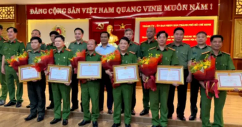 TP.HCM khen thưởng lực lượng phá án vụ nổ súng ở Bến Thành