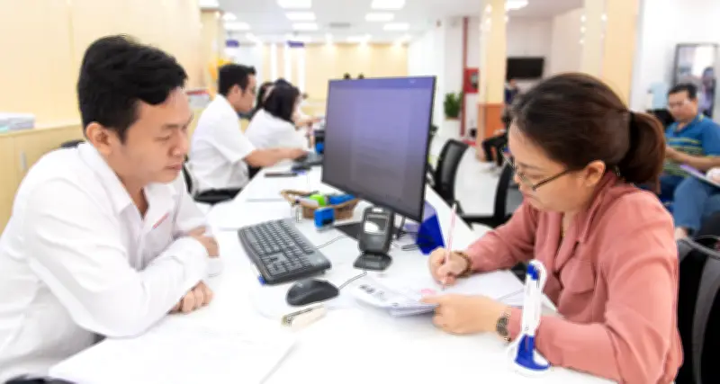 TP.HCM kiến nghị điều chỉnh lương, phụ cấp phù hợp chính quyền địa phương 2 cấp