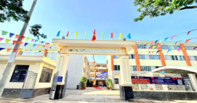 TPHCM: Phụ huynh tố nhà trường gây áp lực cho học sinh vì thắc mắc điểm thi