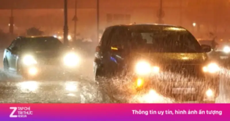 TP.HCM và Nam Bộ mưa dông diện rộng chiều tối nay, ngập cục bộ