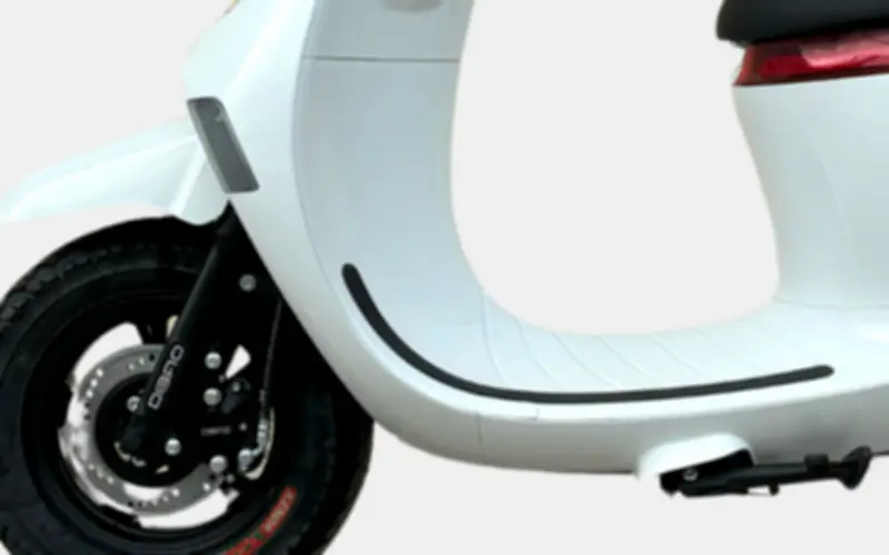 Trải nghiệm xe máy điện giá 15 triệu đồng tại Việt Nam: Thiết kế cổ điển, tải trọng lớn, đi 80 km, sạc rẻ hơn Wave Alpha