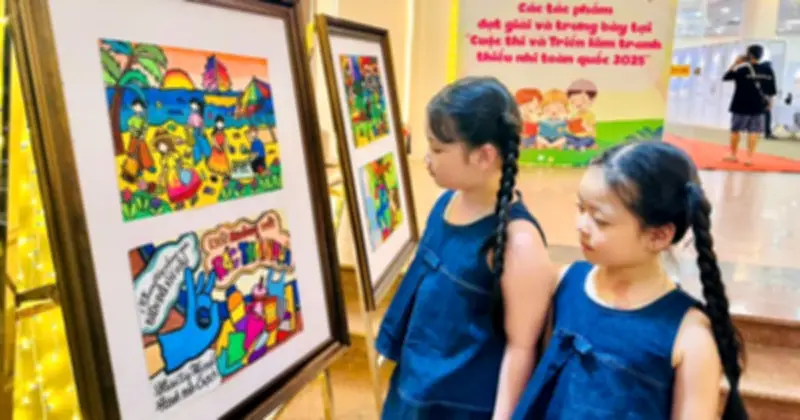 Triển lãm thanh thiếu nhi ứng phó biến đổi khí hậu tại Hà Nội