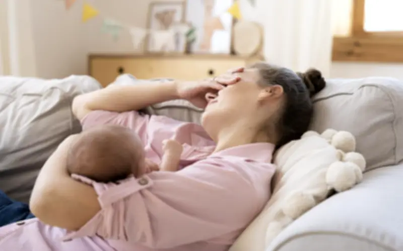 Trầm cảm sau sinh: Dấu hiệu nguy hiểm cần phát hiện sớm để bảo vệ sức khỏe và hạnh phúc gia đình