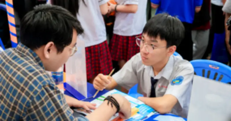 Trường Đại học Văn Hiến công bố gói học bổng đồng hành và tài năng năm 2026