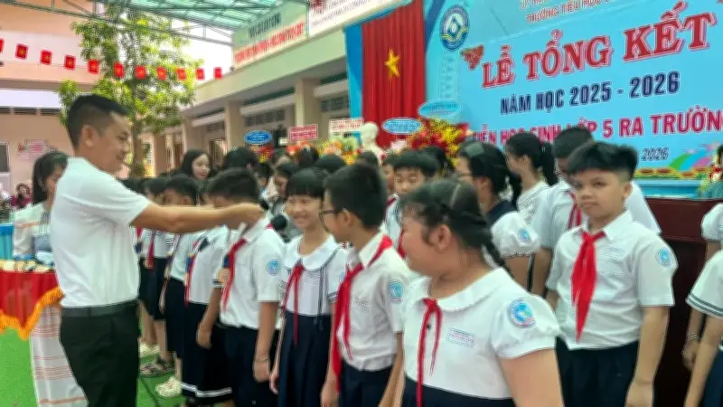 Trường Lương Thế Vinh Tây Ninh tổng kết năm học, 79,7% học sinh xuất sắc