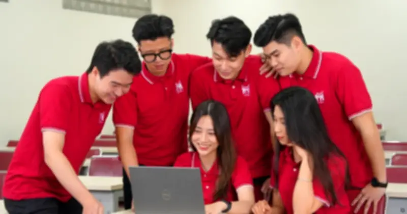 Trường Quản trị và Kinh doanh đạt chứng nhận QS Stars 5 sao